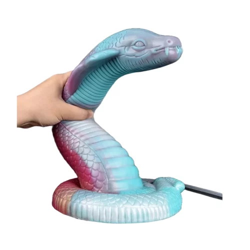 Cobra dildo striekajúce mäkké